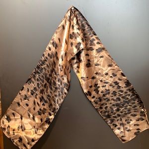 Dennis basso women’s scarf